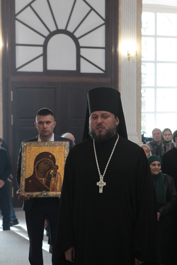 Великое освящение Казанского храма села Дединово